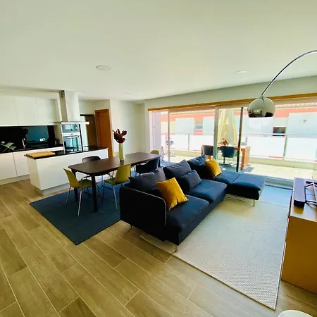 Apartment Duplex - *